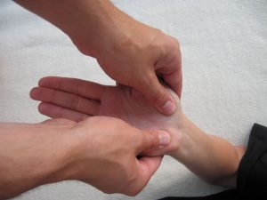 shiatsu-hands